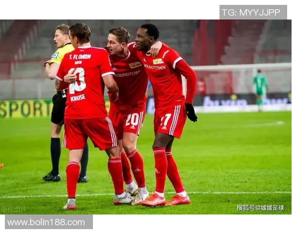 拜仁慕尼黑再胜门兴格拉德巴赫，稳固领先位置征途之路渐近收官