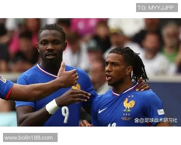 德甲豪门争抢头号目标转会市场备受追逐