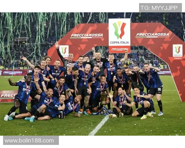 国米蝉联意甲冠军，卢卡库梅开二度领先尤文13分优势稳坐榜首