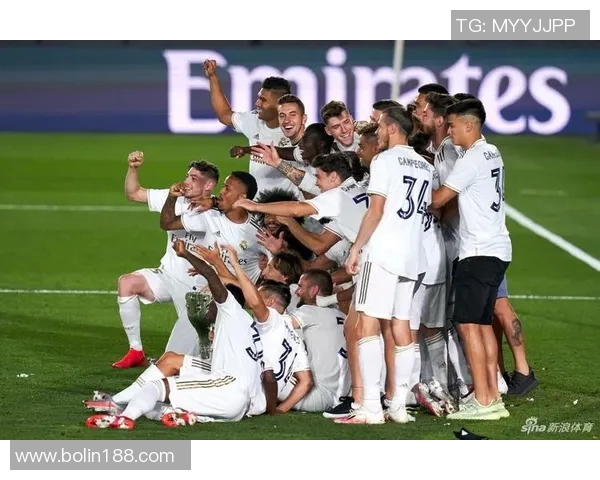 西甲卫冕冠军马德里竞技豪取七连胜，客场击败格拉纳达