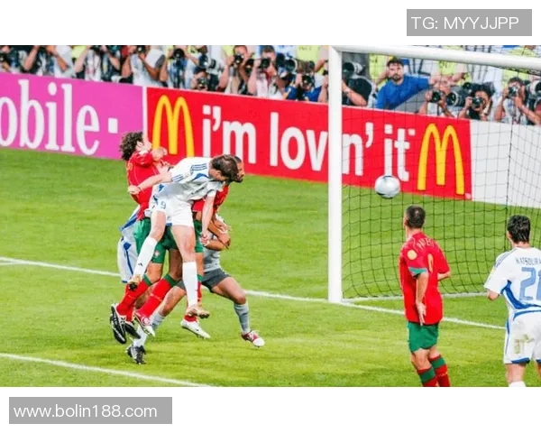 欧洲杯西班牙队险胜希腊，晋级形势乐观